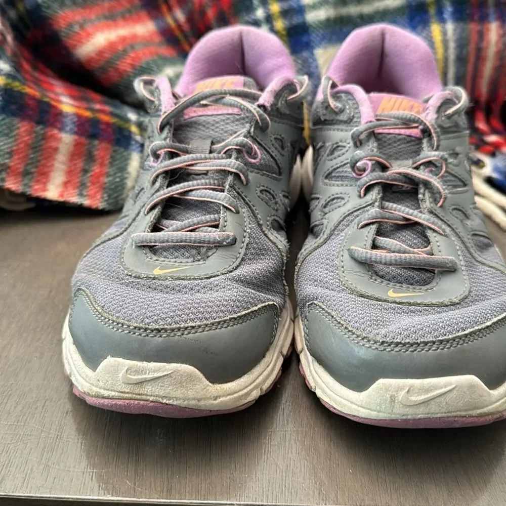 Nike Revolution 2 Gray peach, purple‎ running shoes size 9